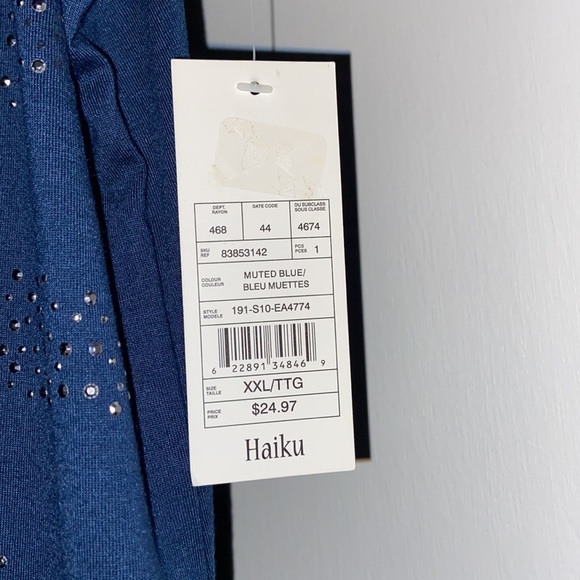 Blue Zebra Haiku Tank - Picture 4 of 4